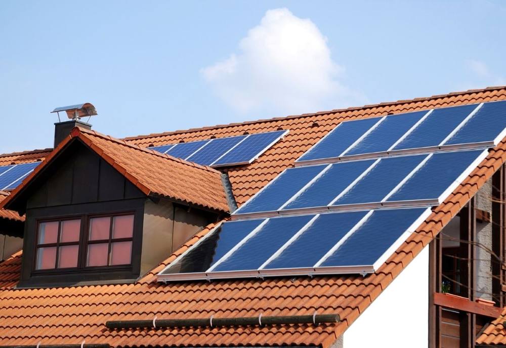 Off-grid solar with batteries installed in Anglesey